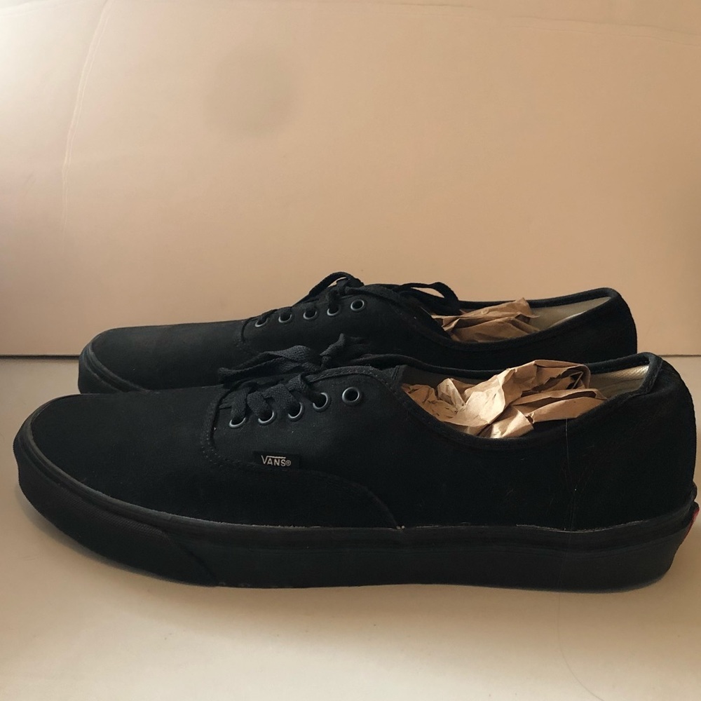 VANS Men’s Black Sz 16 EUC